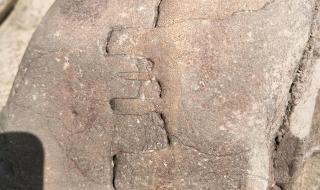 万里长城永不倒原唱